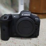 やっと手元にやってきた！EOSR5を開封するよ♪